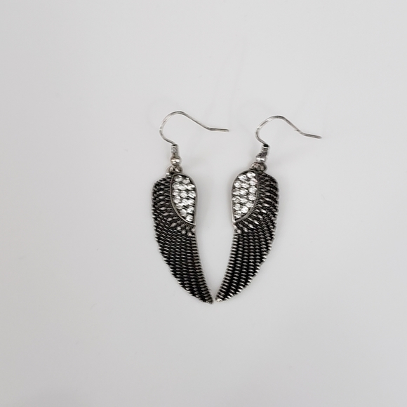 Flash Sale Silver Angel Wing Earrings - Picture 2 of 3